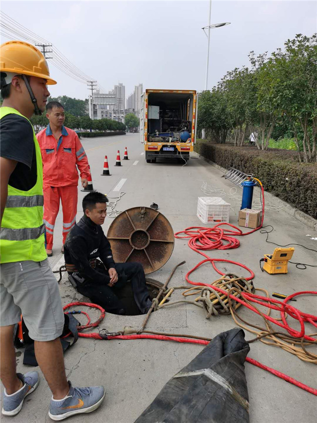 台前翻衬法管道修复技术主要工序