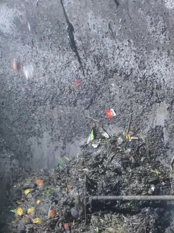 台前污水池清理